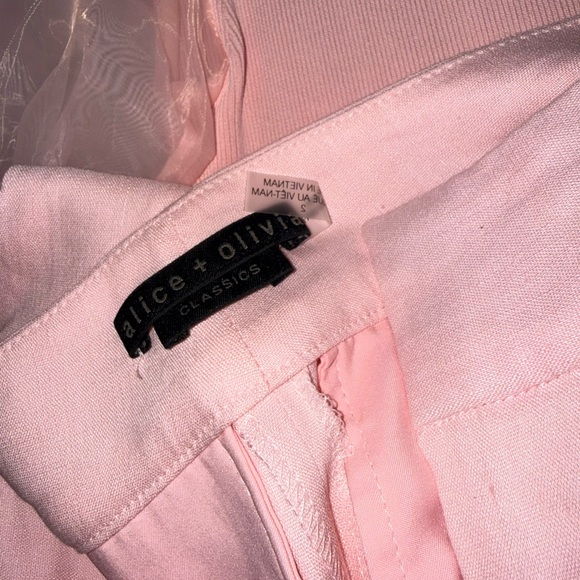 Alice and Olivia set Abella Tulle Puff-Sleeve Top and matching pants - Picture 7 of 7